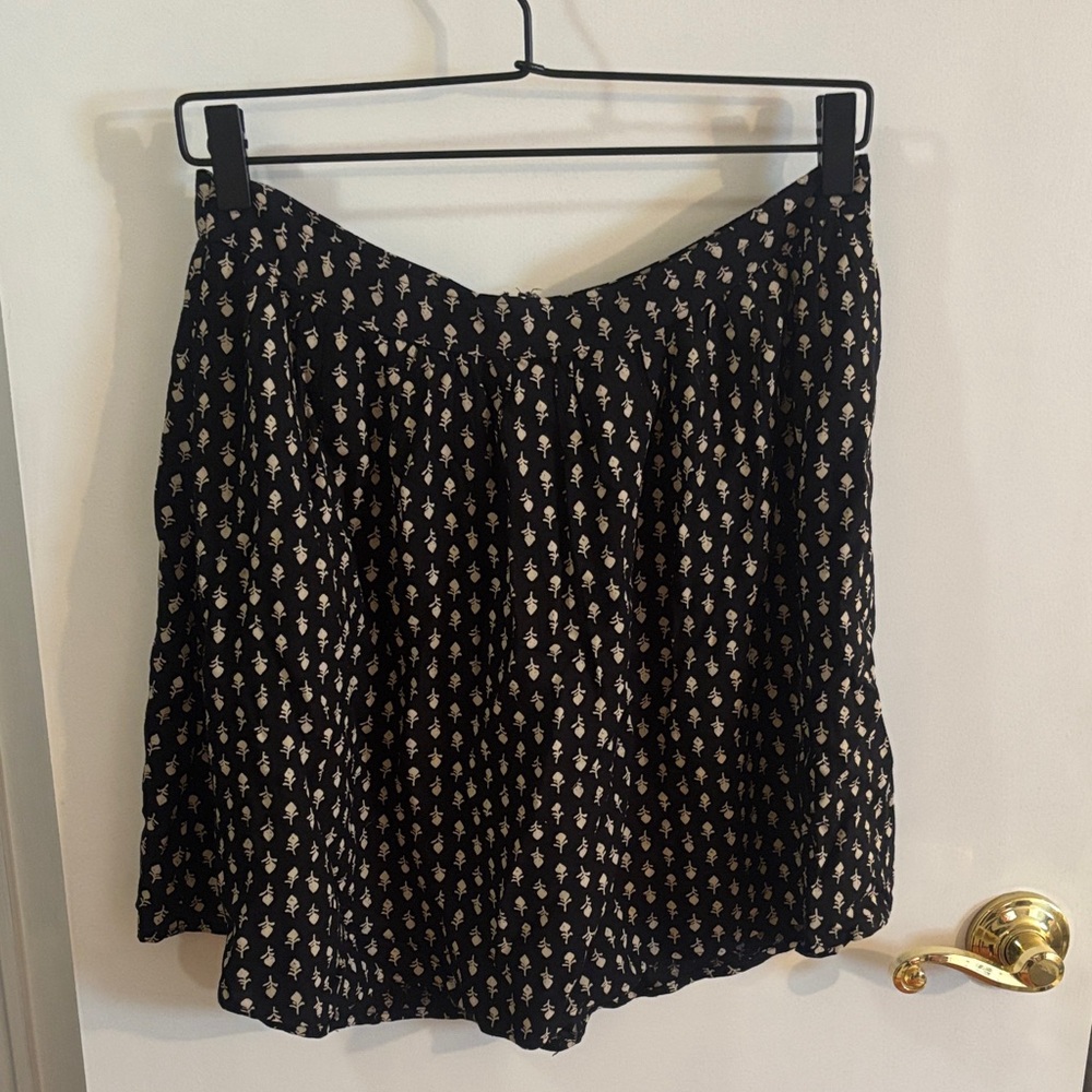 Lucky Brand Black and Cream Skater Skirt